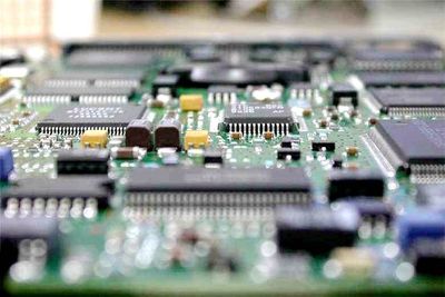 SMT贴片加工厂探厂,这家中型工厂生存之道,专注高质量手工作业